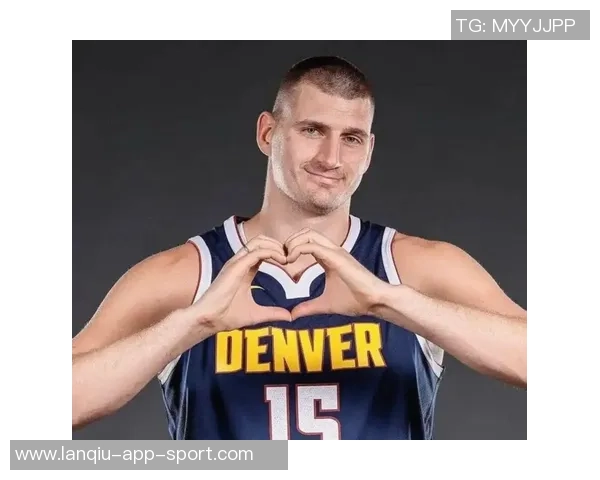 约基奇本赛季31场比赛中16次三双表现超50引发热议